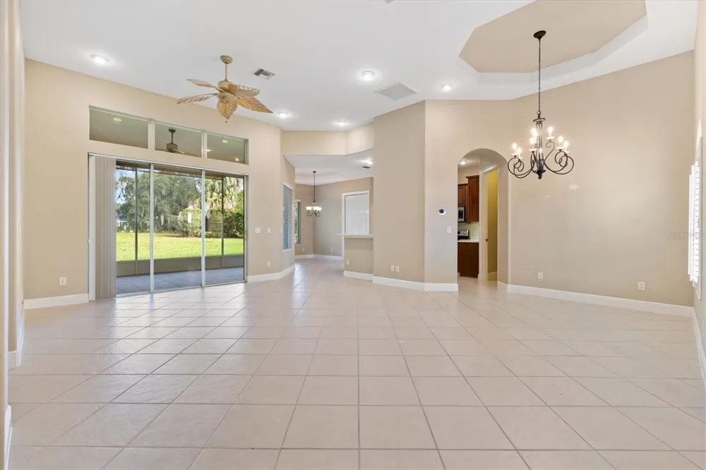 6027 SPINNAKER LOOP Lady Lake, FL 32159