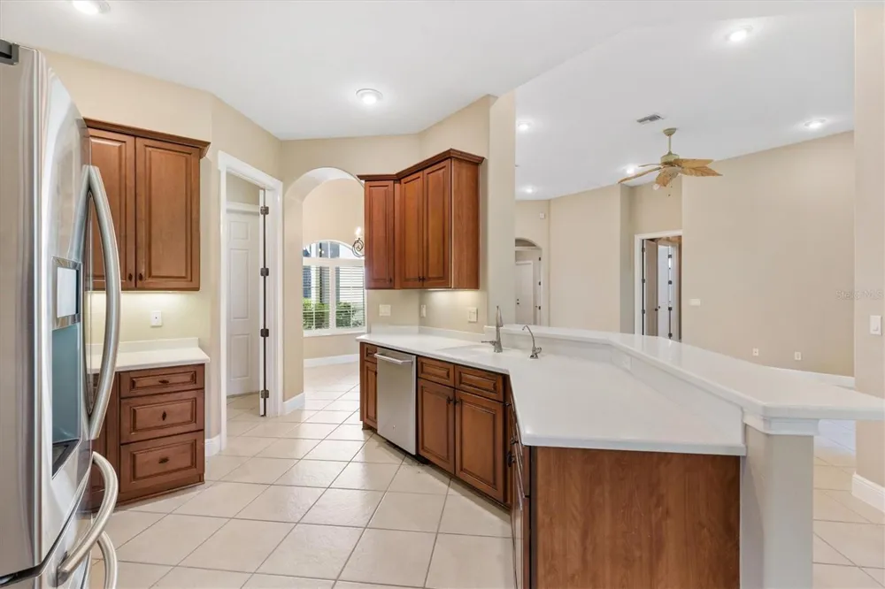 6027 SPINNAKER LOOP Lady Lake, FL 32159