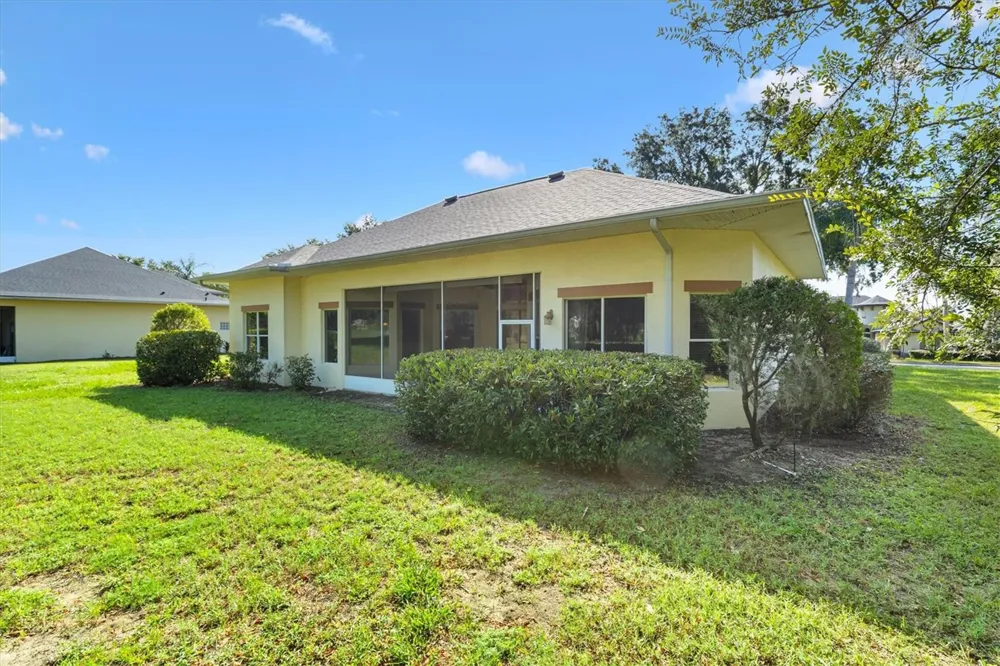 6027 SPINNAKER LOOP Lady Lake, FL 32159