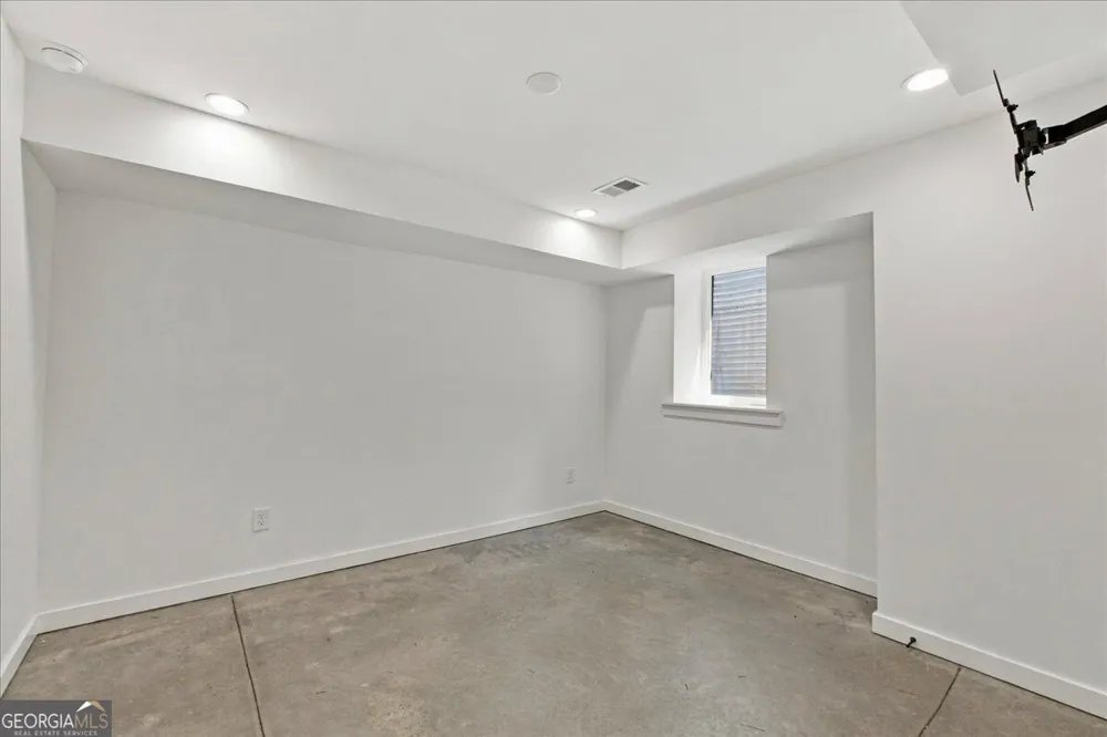 2174 NE Bristol CV Atlanta, GA 30341