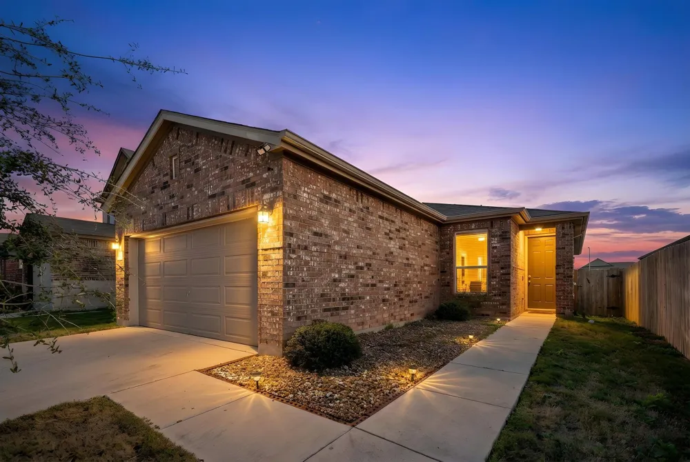 13917 Inaugural Street Manor, TX 78653
