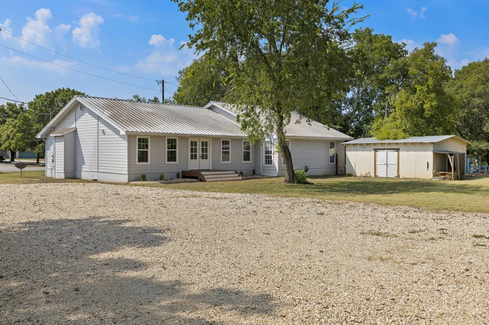 205 E Myrtle Lane Liberty Hill, TX 78642