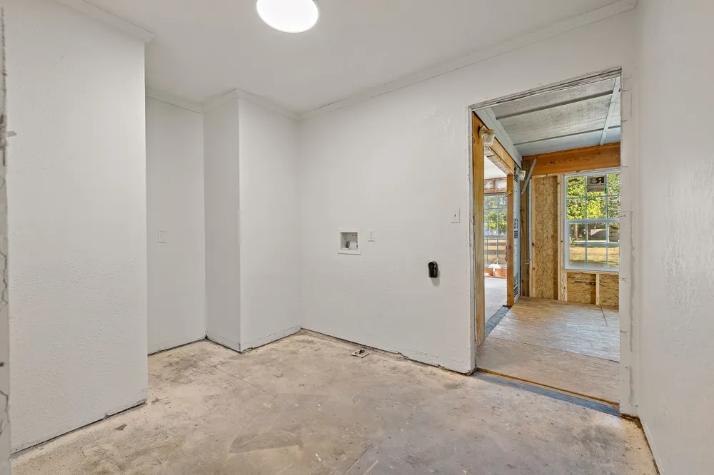 205 E Myrtle Lane Liberty Hill, TX 78642