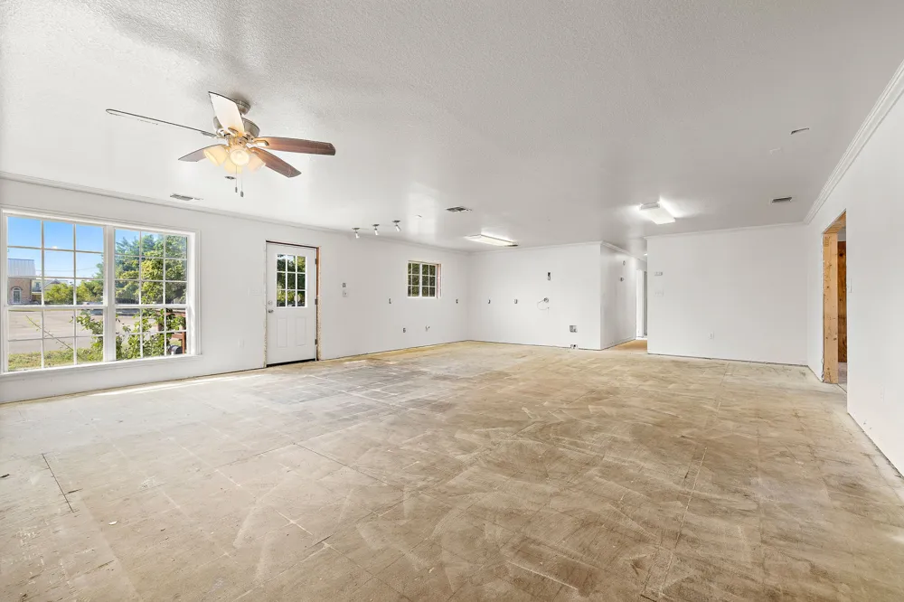 205 E Myrtle Lane Liberty Hill, TX 78642