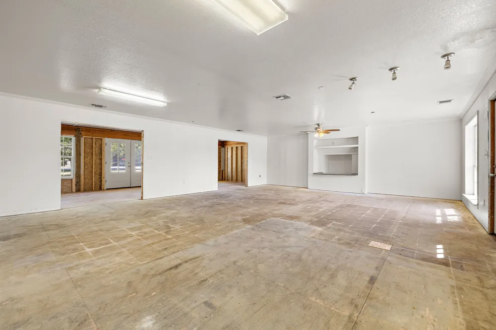 205 E Myrtle Lane Liberty Hill, TX 78642
