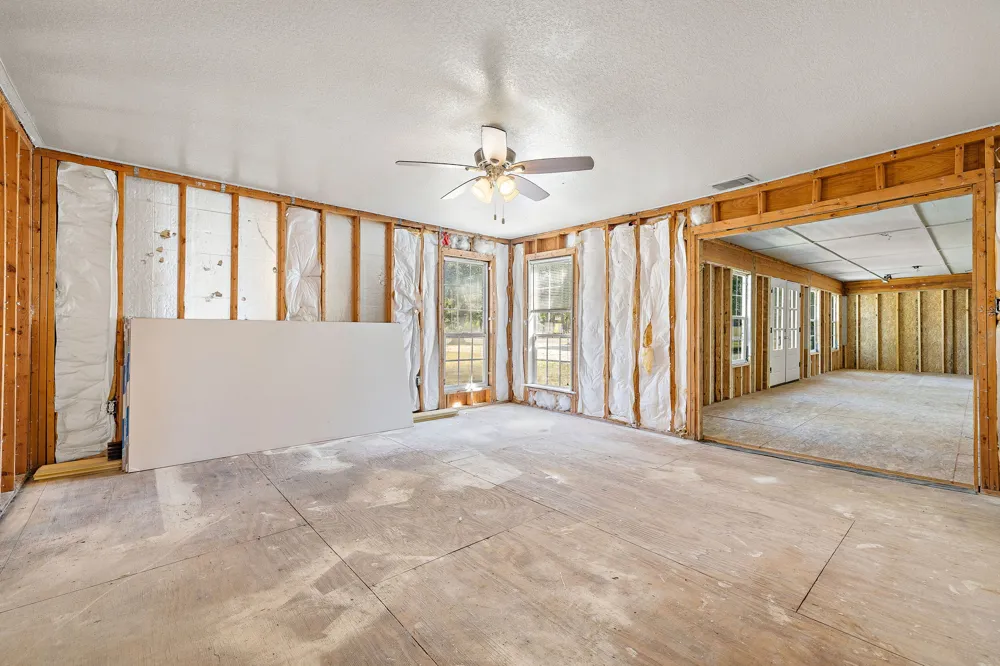 205 E Myrtle Lane Liberty Hill, TX 78642