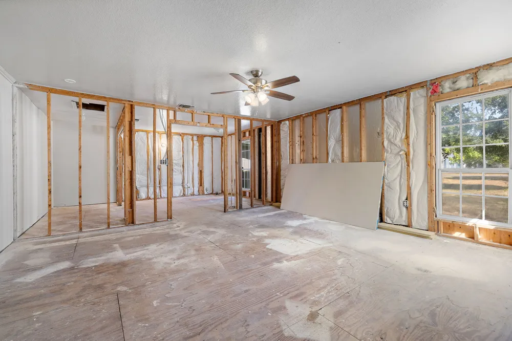 205 E Myrtle Lane Liberty Hill, TX 78642