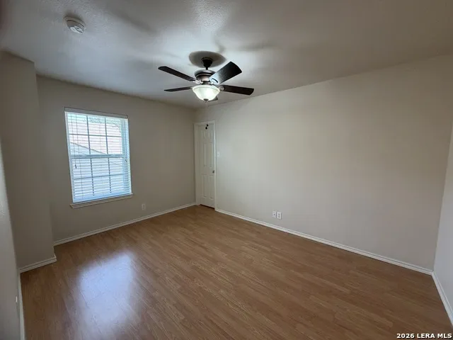 221 TURNBERRY DR Cibolo, TX 78108