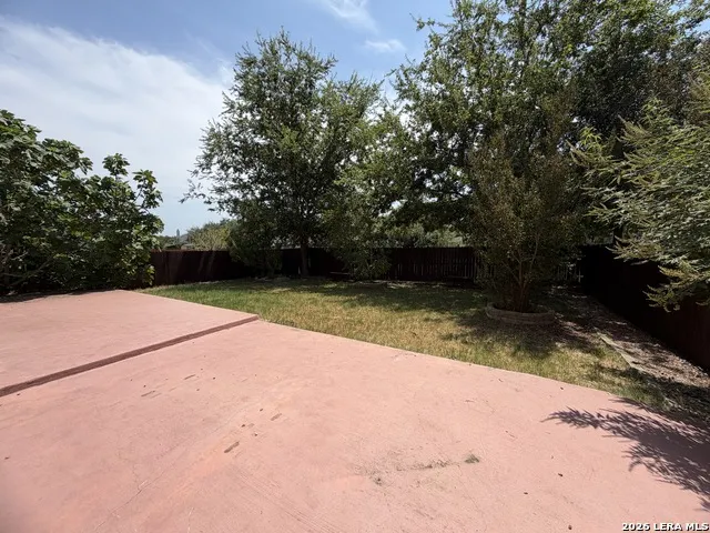 221 TURNBERRY DR Cibolo, TX 78108