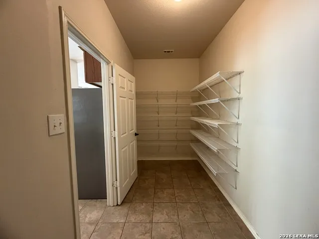 221 TURNBERRY DR Cibolo, TX 78108