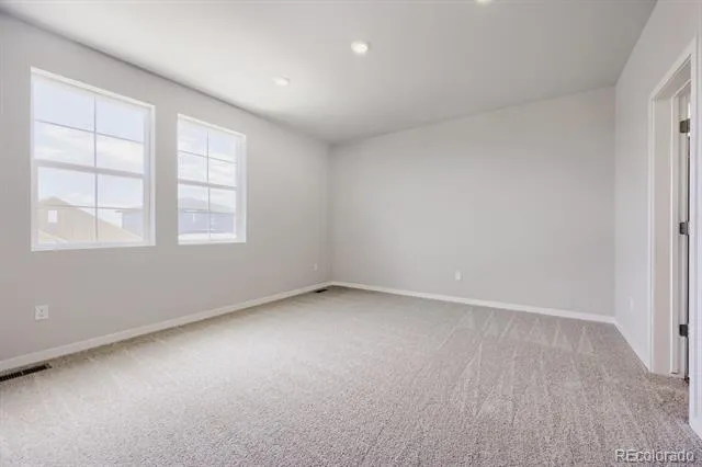 46431 Heritage Avenue Bennett, CO 80102