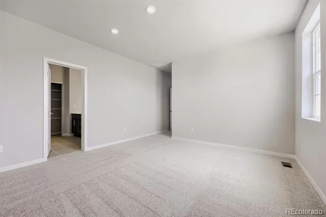 46431 Heritage Avenue Bennett, CO 80102