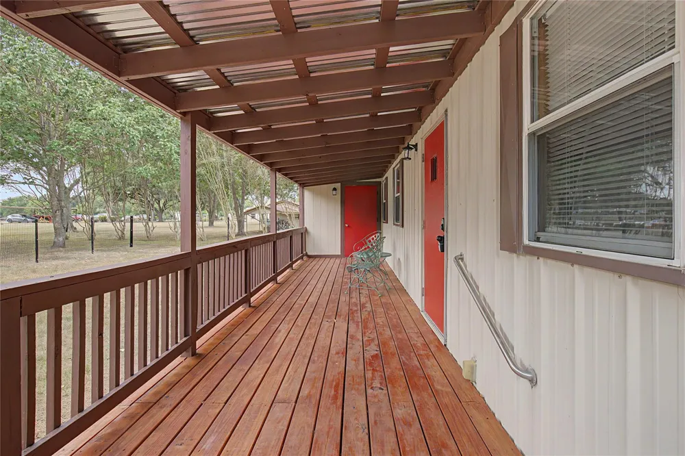 12039 Anderson Road Willis, TX 77318