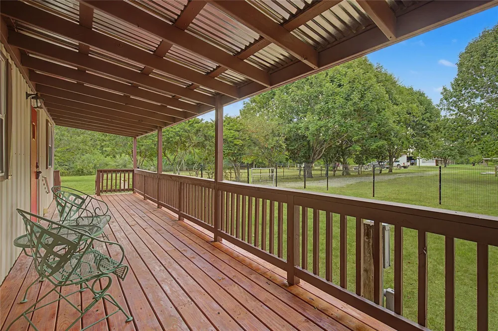 12039 Anderson Road Willis, TX 77318