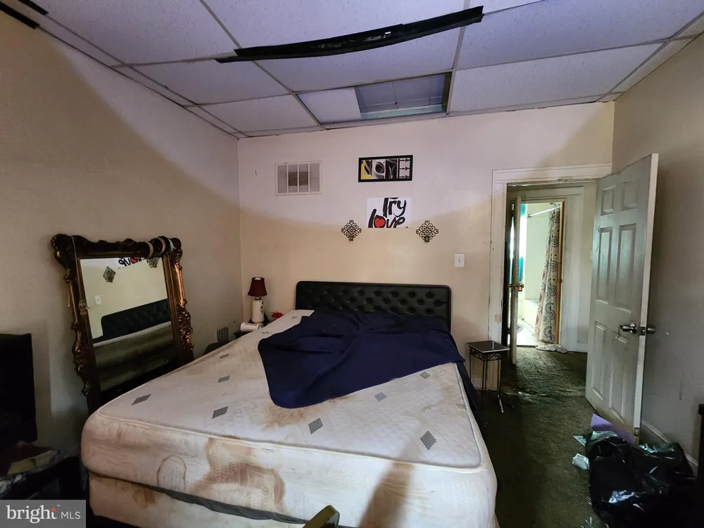 439 EAST AVENUE Baltimore, MD 21224