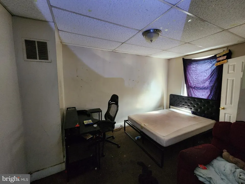 439 EAST AVENUE Baltimore, MD 21224