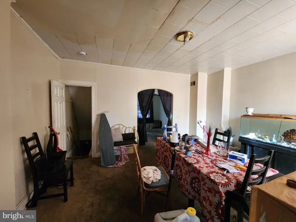 439 EAST AVENUE Baltimore, MD 21224