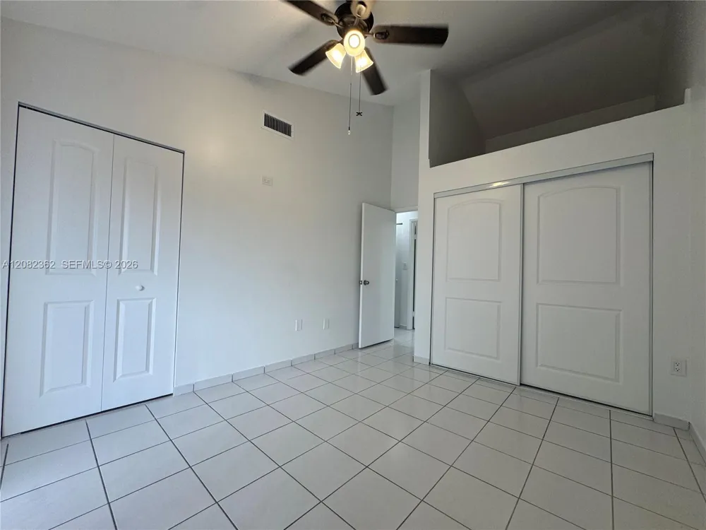 1907 SW 107th Ave #807 Miami, FL 33165