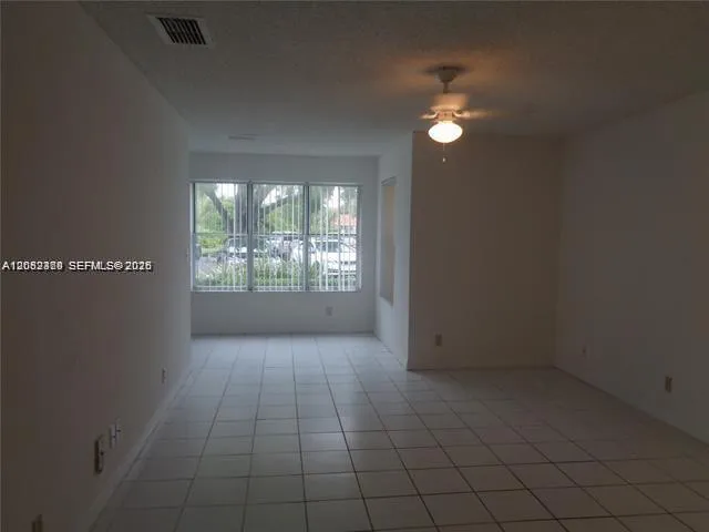 3380 Pinewalk Dr N #1116 Margate, FL 33063