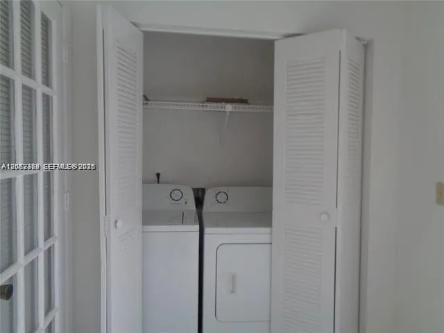 3380 Pinewalk Dr N #1116 Margate, FL 33063