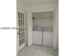 3380 Pinewalk Dr N #1116 Margate, FL 33063