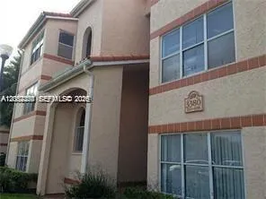 3380 Pinewalk Dr N #1116 Margate, FL 33063