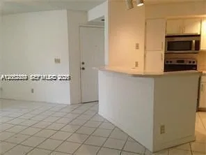 3380 Pinewalk Dr N #1116 Margate, FL 33063