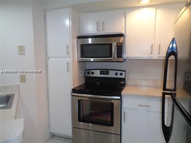 3380 Pinewalk Dr N #1116 Margate, FL 33063