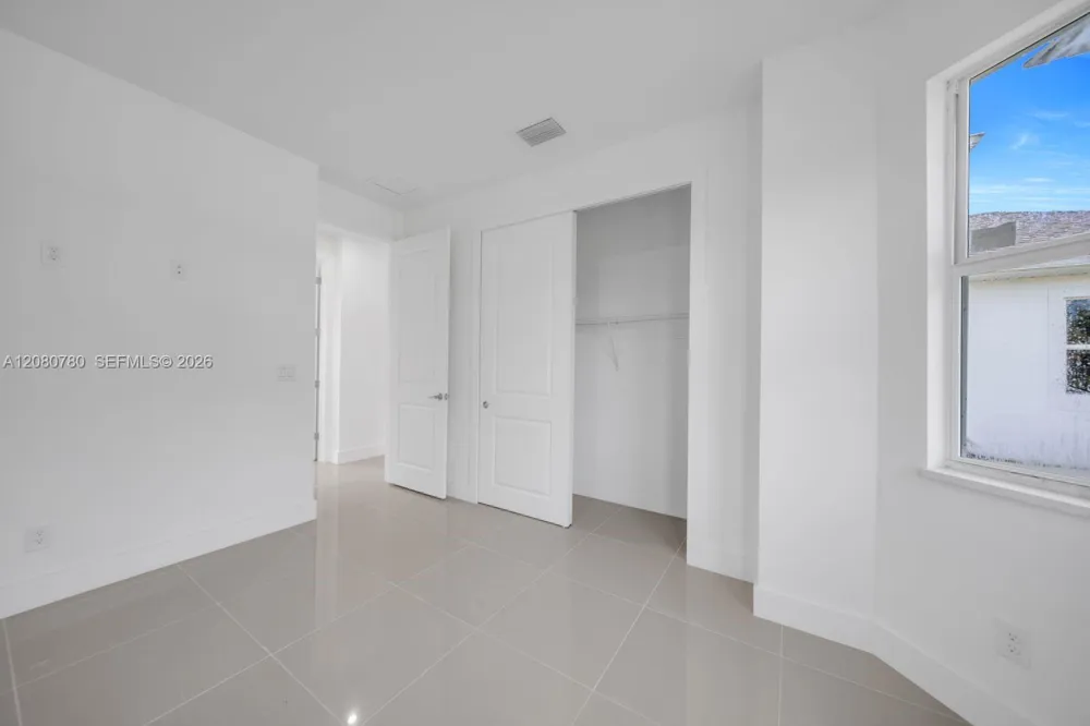 523 Harry Thayer Ave S Lehigh Acres, FL 33974