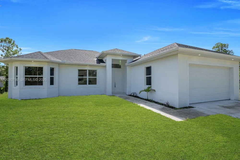 523 Harry Thayer Ave S Lehigh Acres, FL 33974