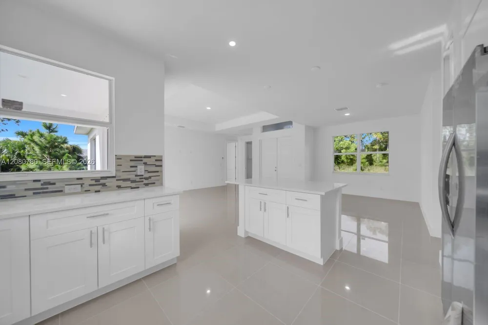 523 Harry Thayer Ave S Lehigh Acres, FL 33974