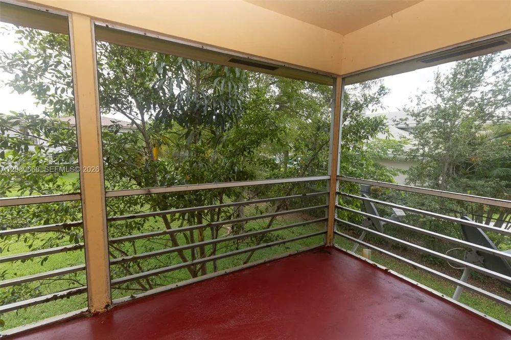 8900 NW 38th Dr #7 Coral Springs, FL 33065