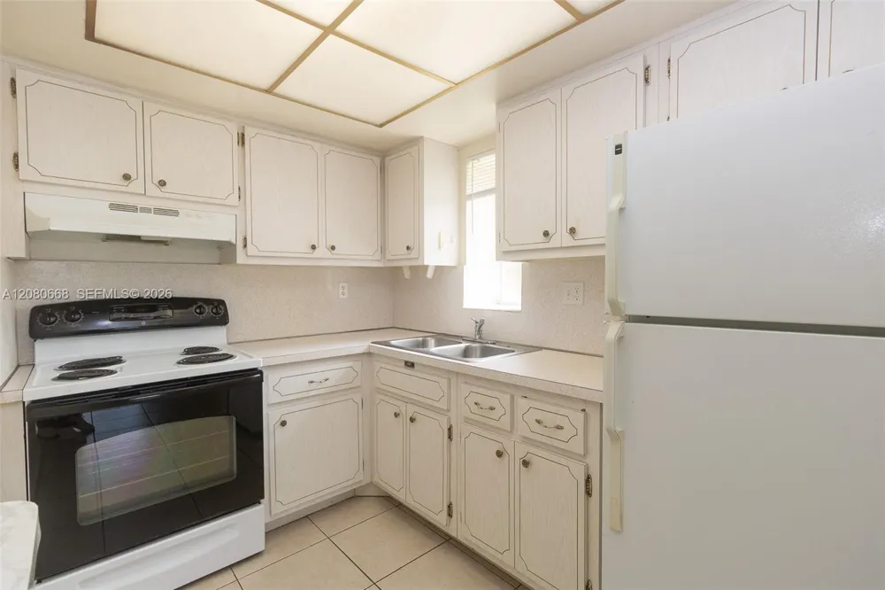 8900 NW 38th Dr #7 Coral Springs, FL 33065