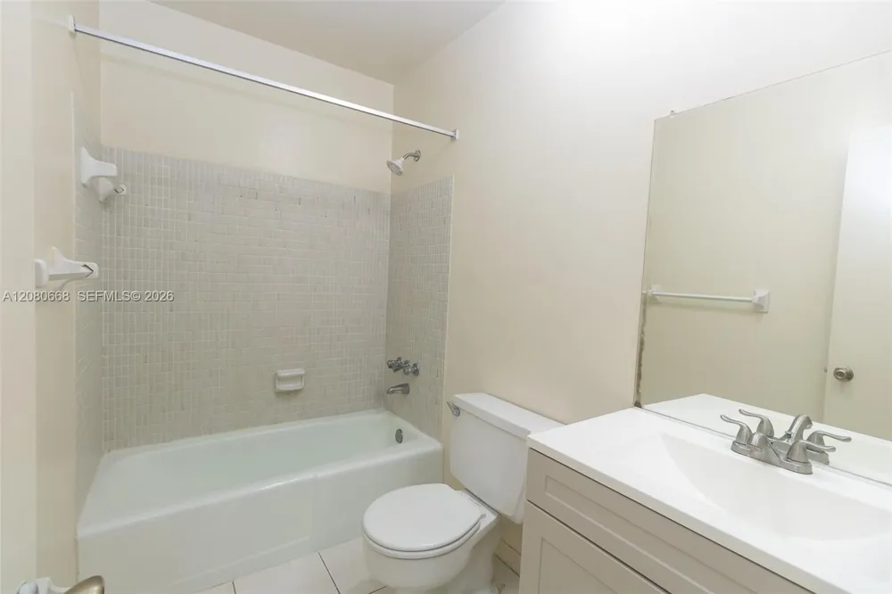 8900 NW 38th Dr #7 Coral Springs, FL 33065