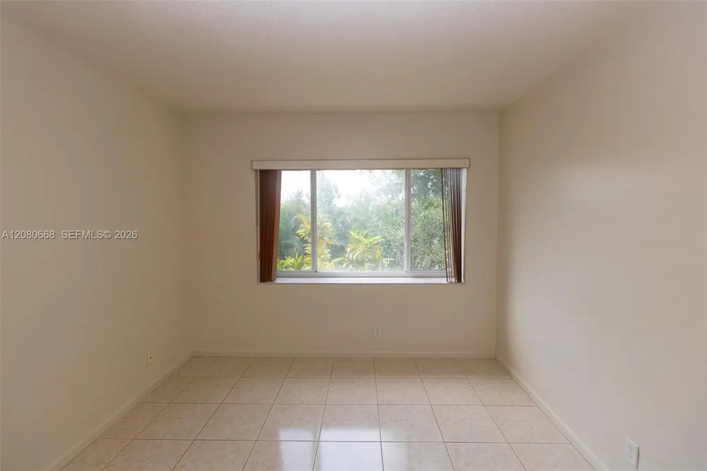 8900 NW 38th Dr #7 Coral Springs, FL 33065