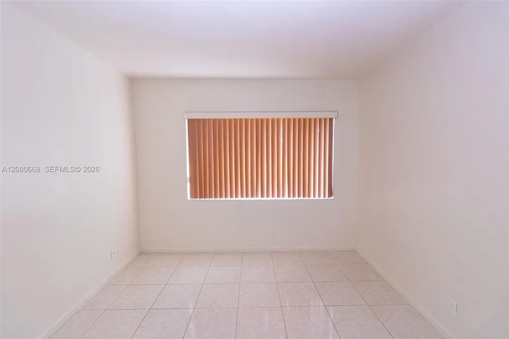 8900 NW 38th Dr #7 Coral Springs, FL 33065