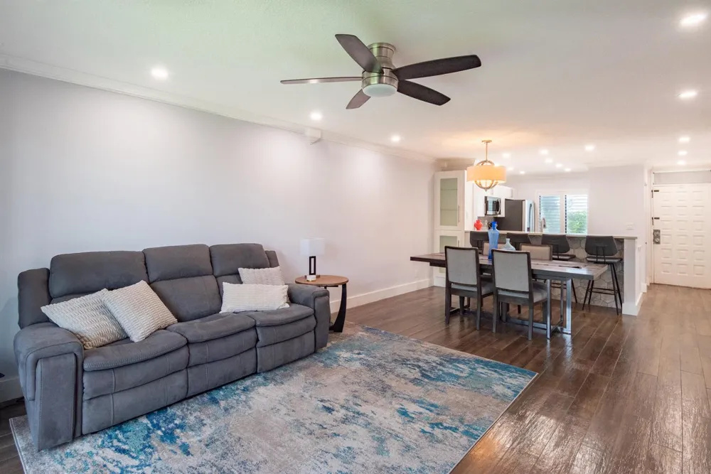 2500 PRESIDENTIAL WAY #304 West Palm Beach, FL 33401