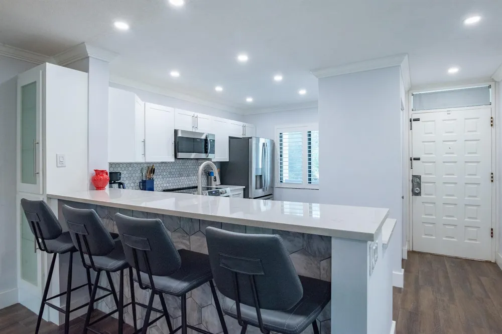 2500 PRESIDENTIAL WAY #304 West Palm Beach, FL 33401