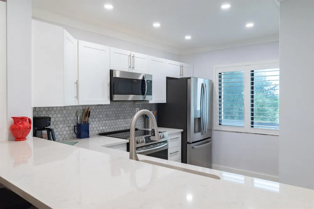2500 PRESIDENTIAL WAY #304 West Palm Beach, FL 33401