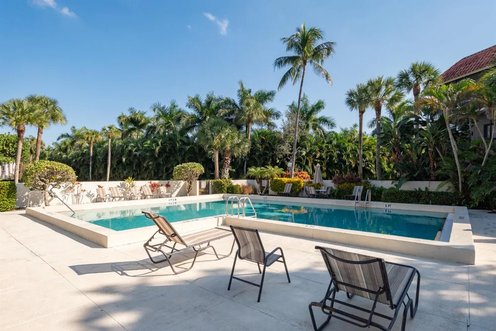 2500 PRESIDENTIAL WAY #304 West Palm Beach, FL 33401