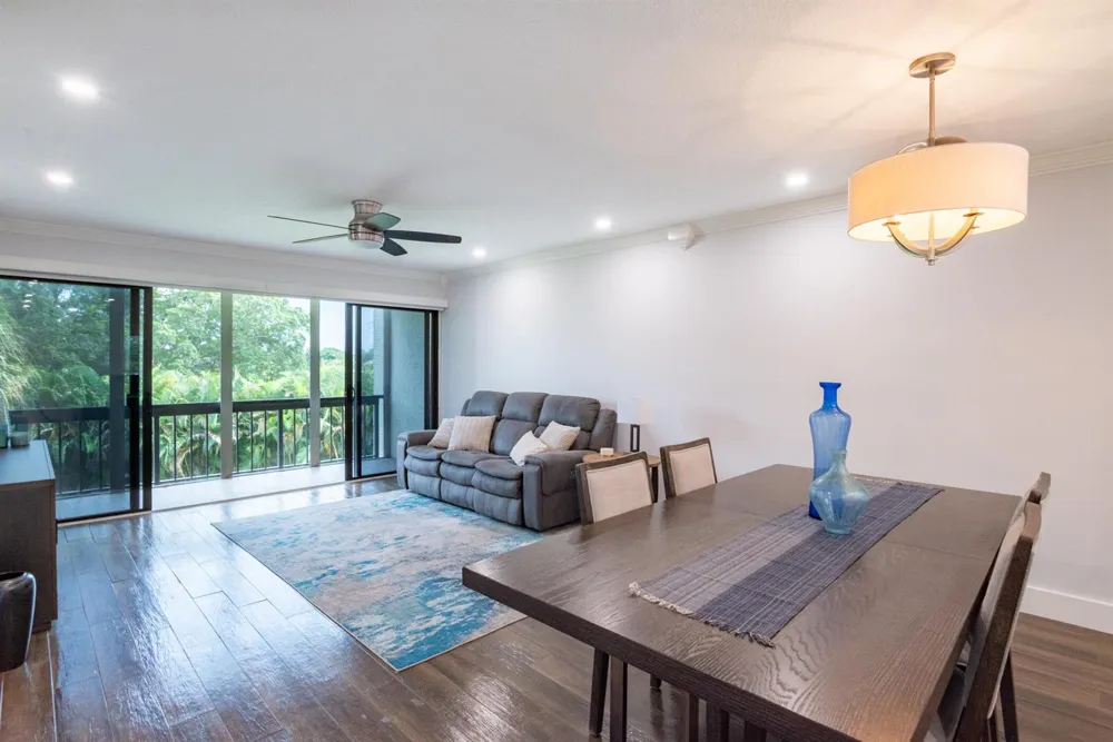 2500 PRESIDENTIAL WAY #304 West Palm Beach, FL 33401