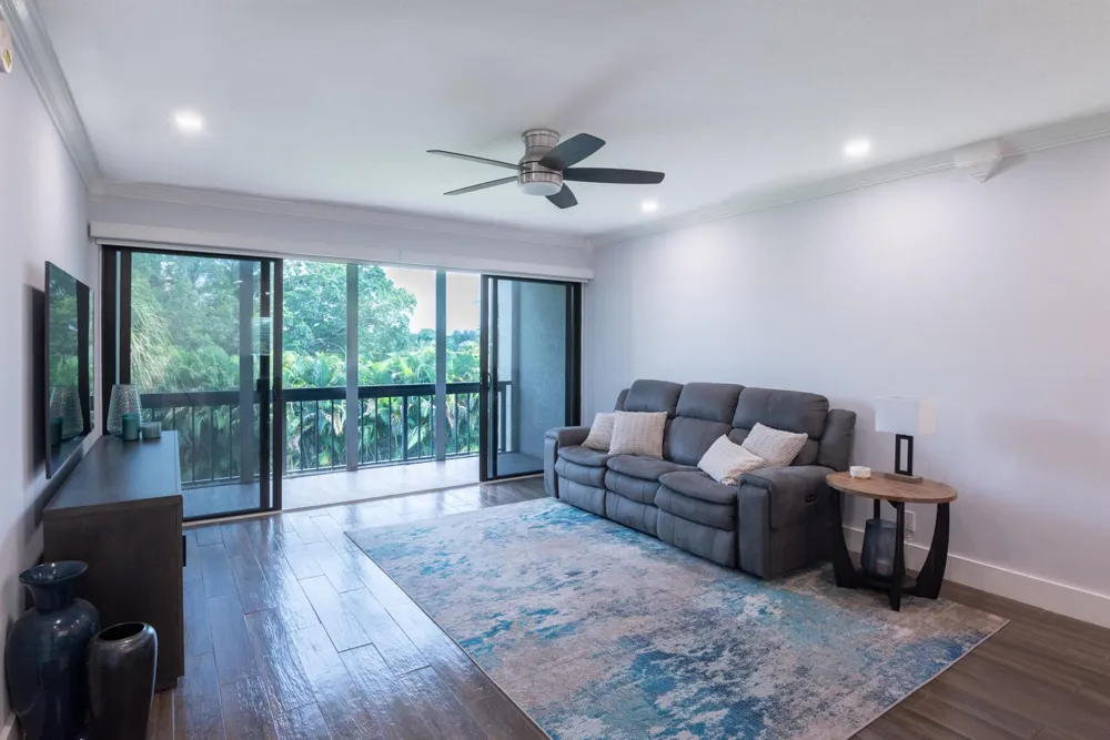 2500 PRESIDENTIAL WAY #304 West Palm Beach, FL 33401