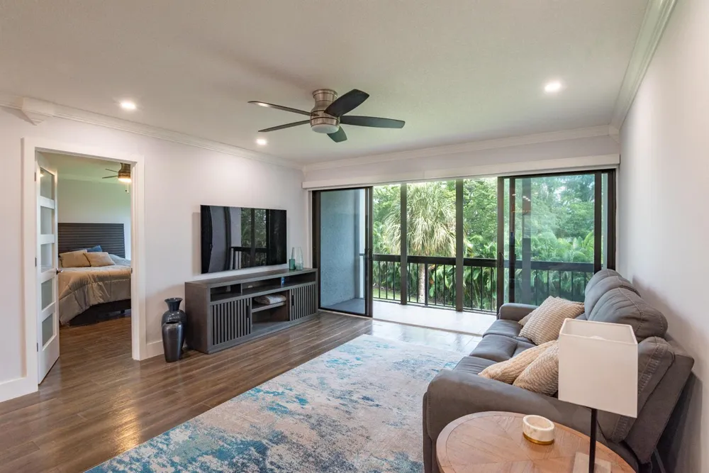 2500 PRESIDENTIAL WAY #304 West Palm Beach, FL 33401