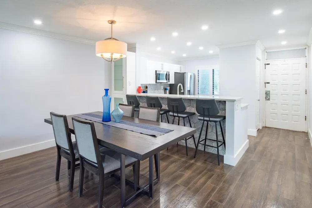 2500 PRESIDENTIAL WAY #304 West Palm Beach, FL 33401