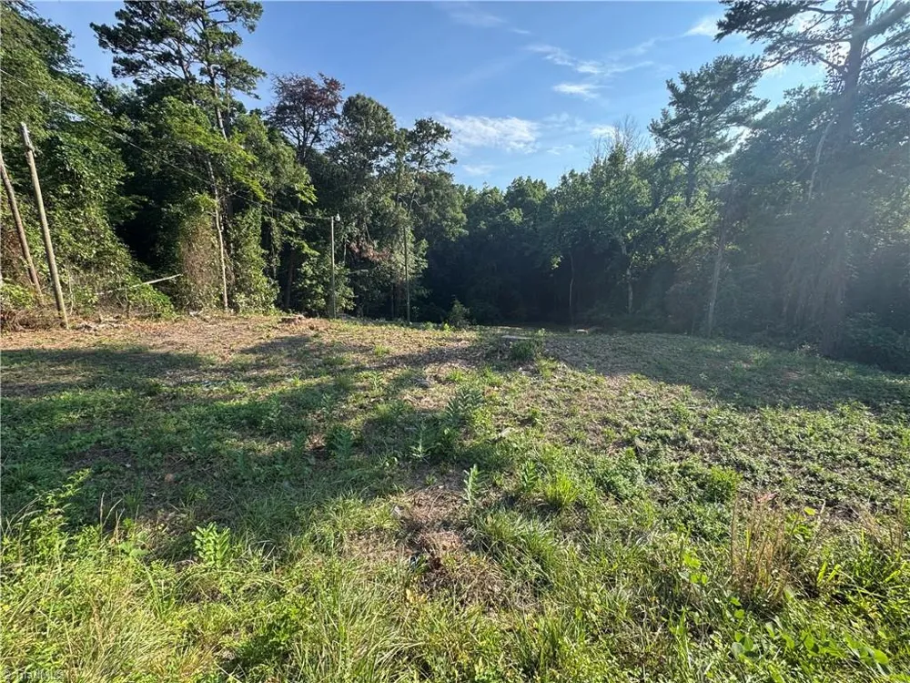 349 King Street King, NC 27021