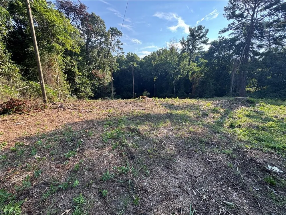 349 King Street King, NC 27021