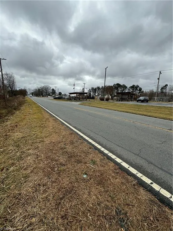 349 King Street King, NC 27021