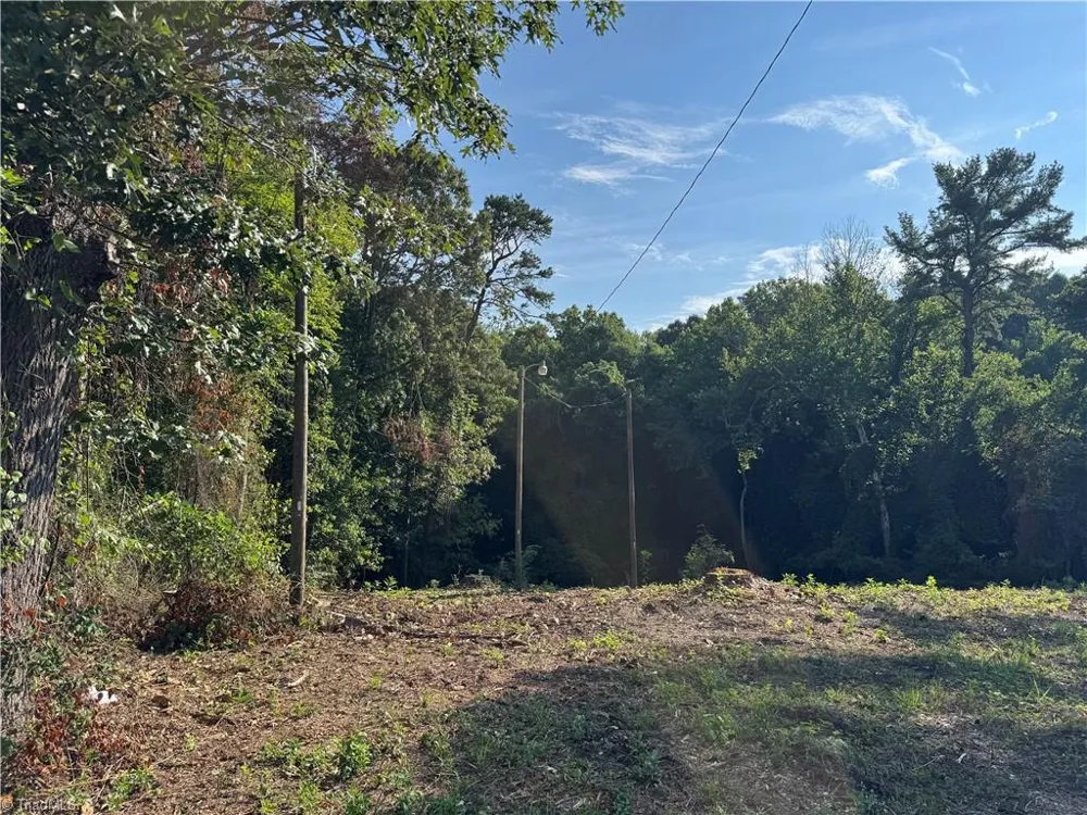 349 King Street King, NC 27021