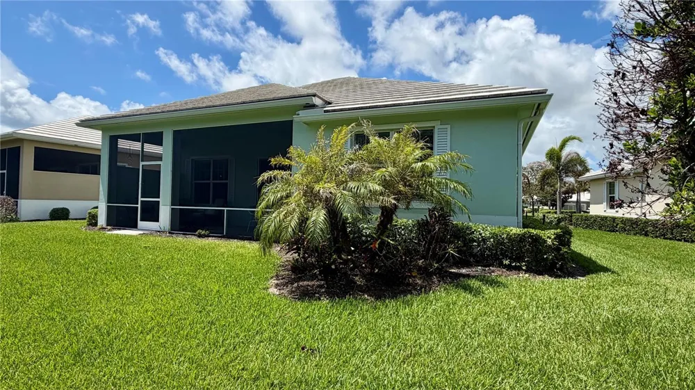1330 SAINT CATHERINES CIRCLE Vero Beach, FL 32967