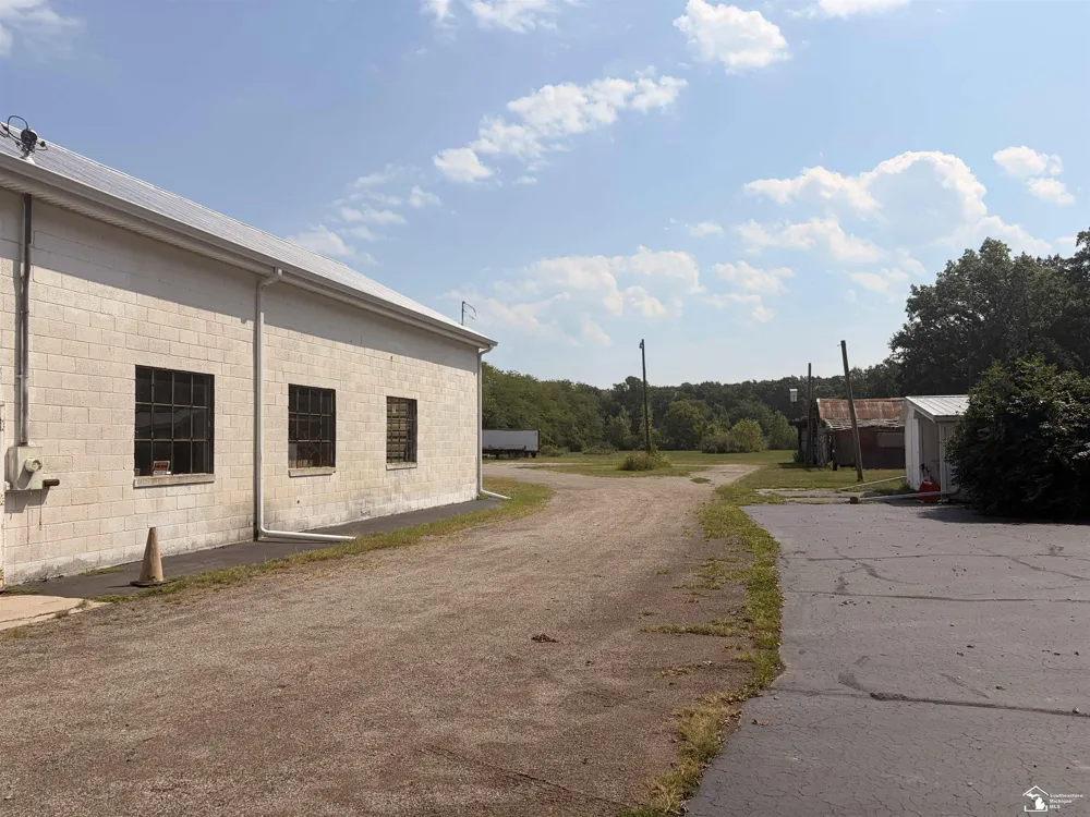 15350 S Telegraph Road Monroe Charter Township, MI 48161